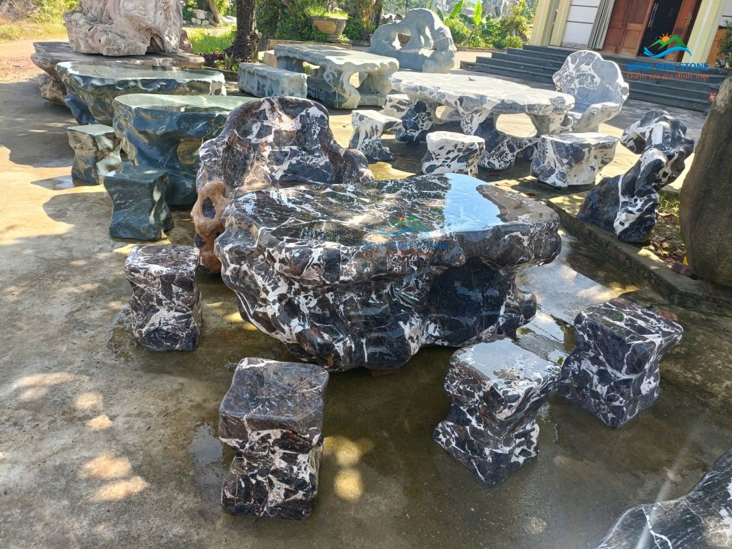 bàn ghế đá tự nhiên nguyên khối