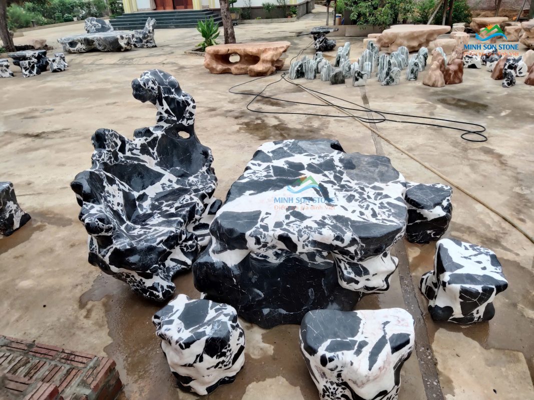 bàn ghế đá biệt thự sân vườn