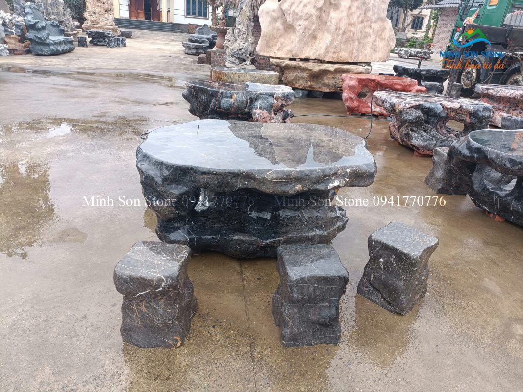 bàn ghế đá nguyên khối màu xám lông chuột