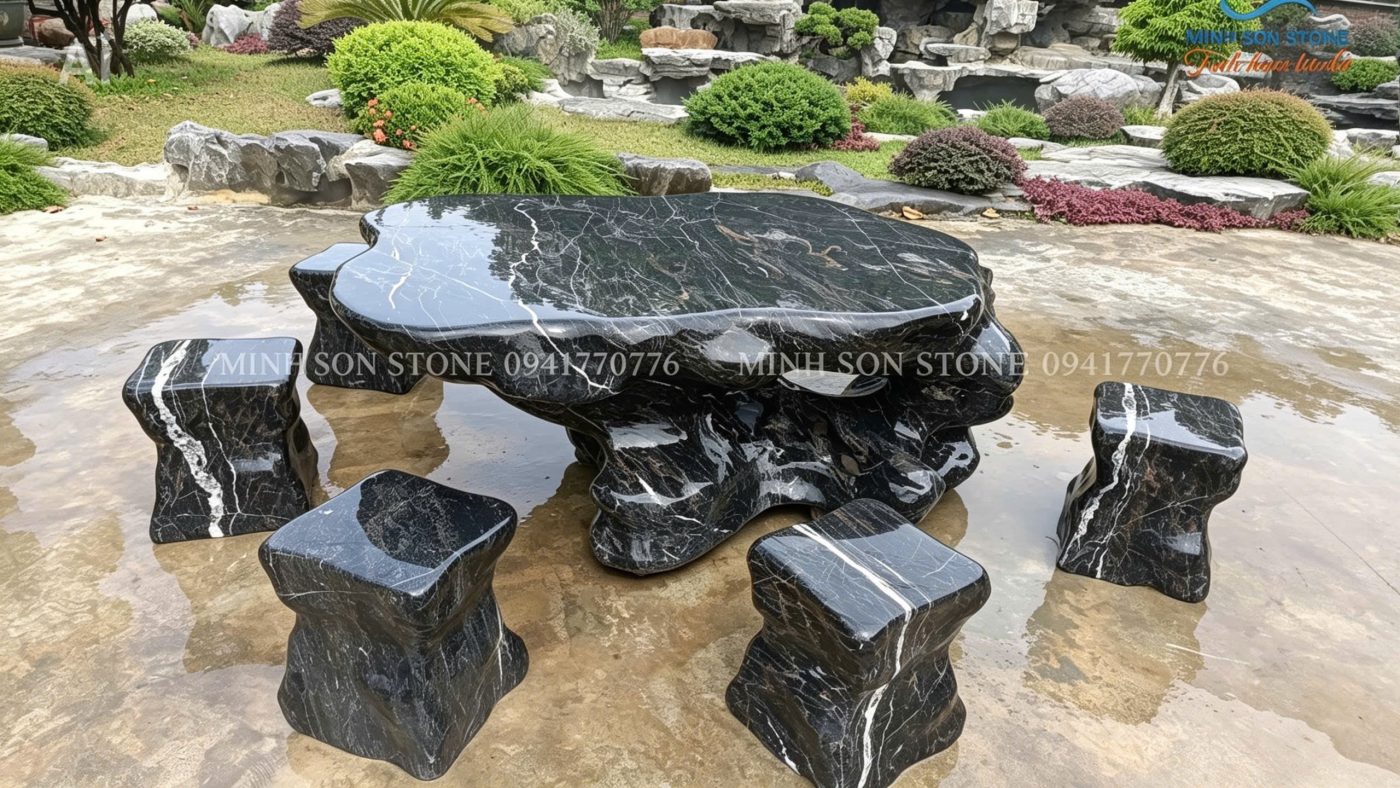 Bàn ghế đá đen tự nhiên dáng nguyên khối độc bản